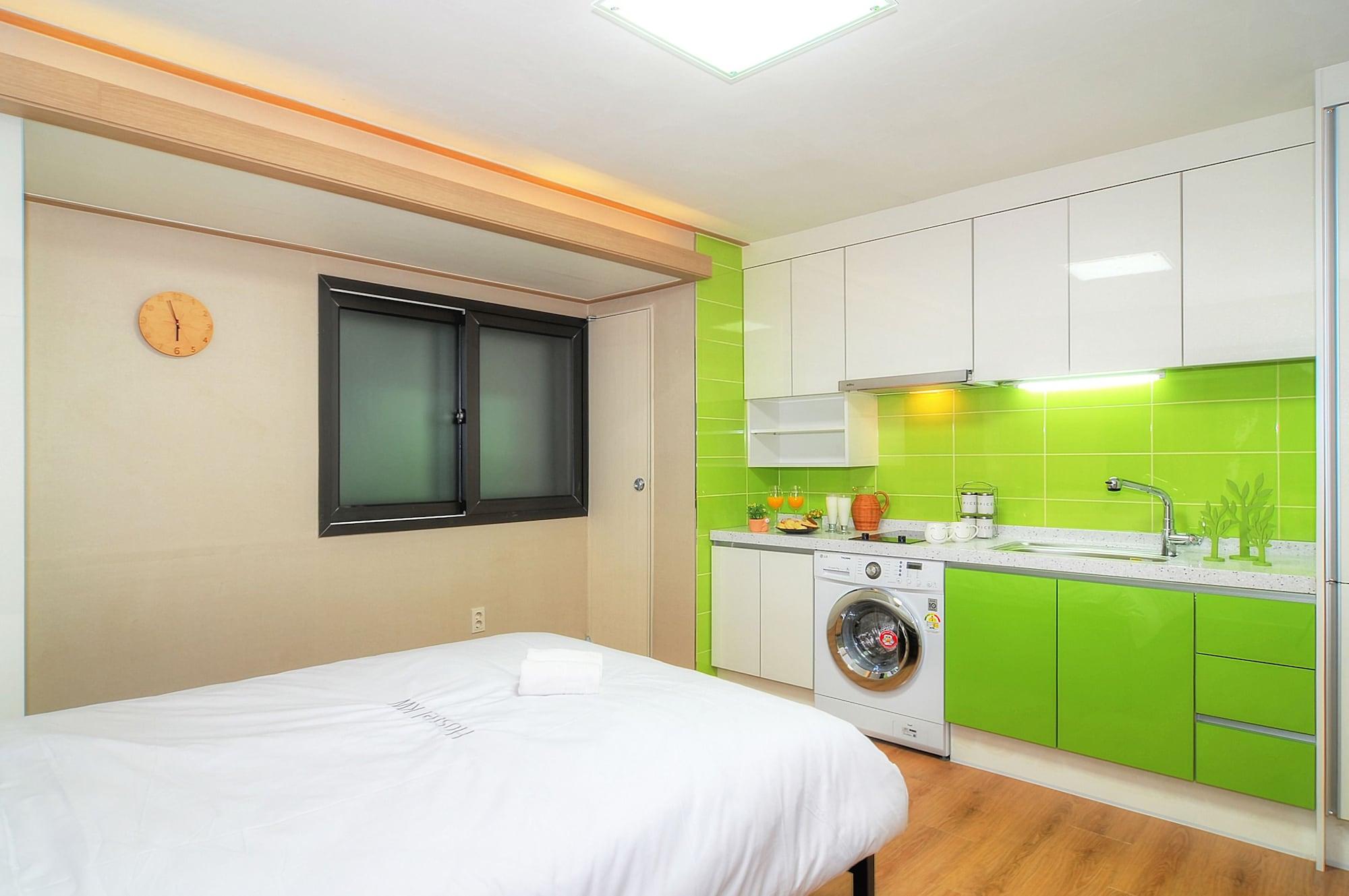 Hostel Kw Sinsa Сеул Екстер'єр фото