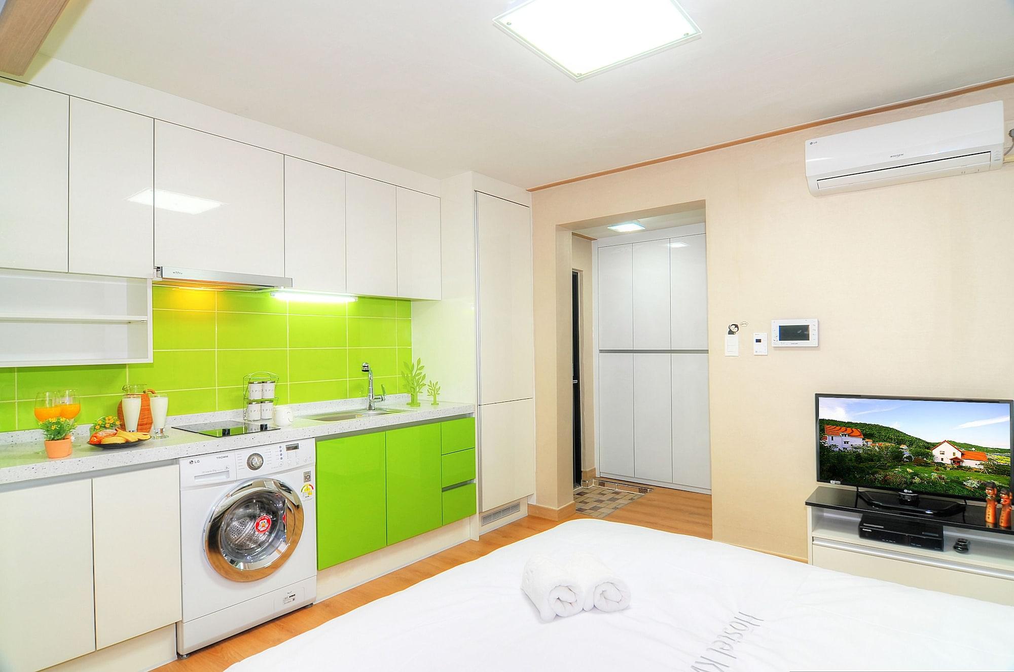 Hostel Kw Sinsa Сеул Екстер'єр фото