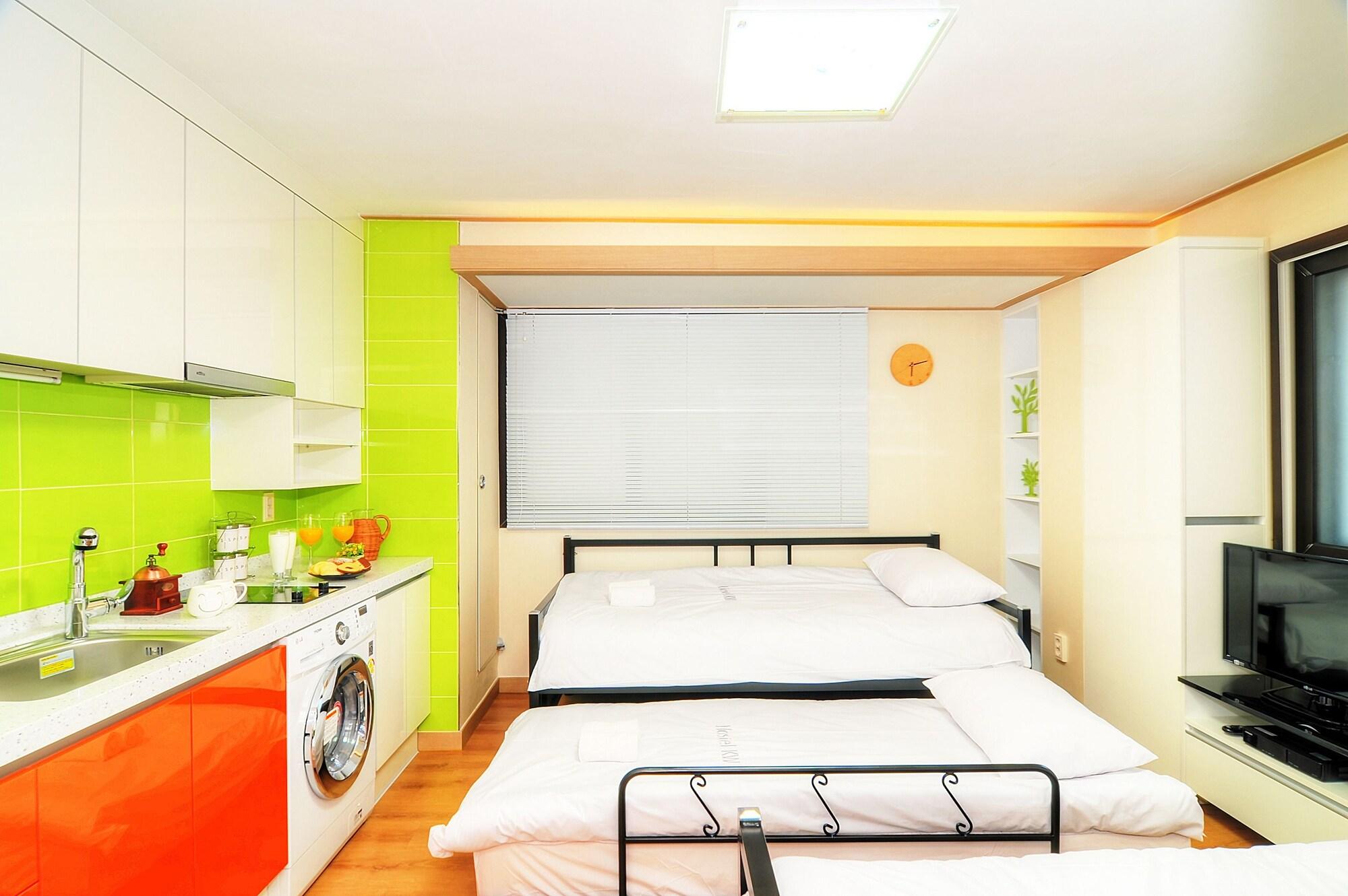 Hostel Kw Sinsa Сеул Екстер'єр фото